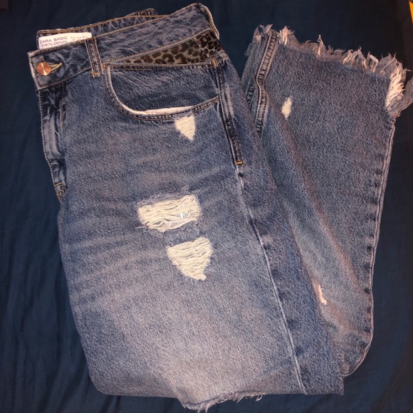 Zara Denim - Zara High Rise Leopard Distressed Jeans Size 06